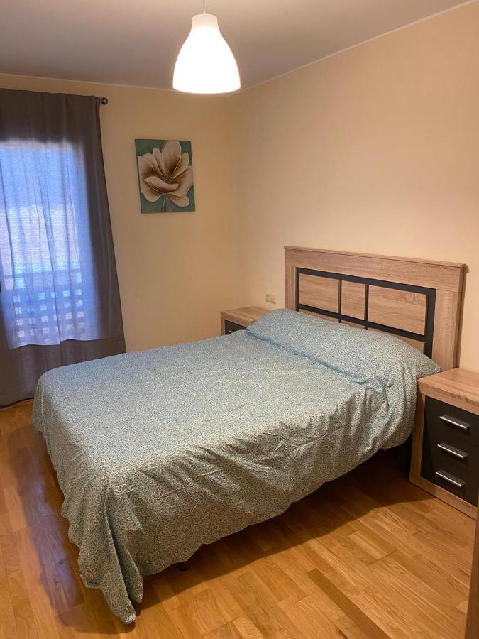 Apartamento Del Pirineo Salas Bajas Exteriör bild