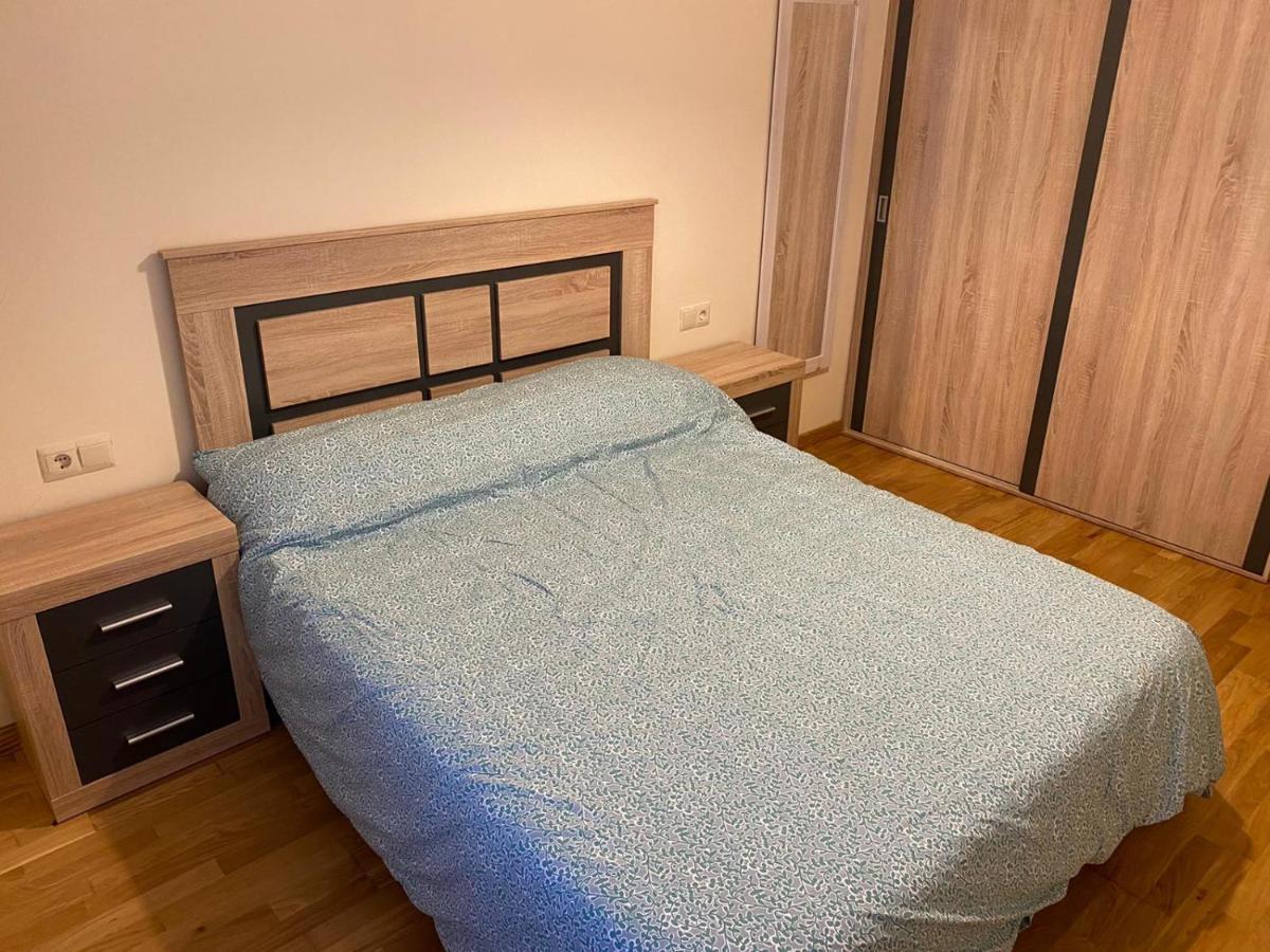 Apartamento Del Pirineo Salas Bajas Exteriör bild